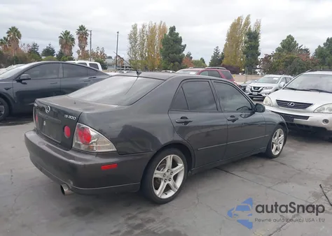 2001 Lexus Is 300 z USA, uszkodzony, nr VIN JTHBD182810027973